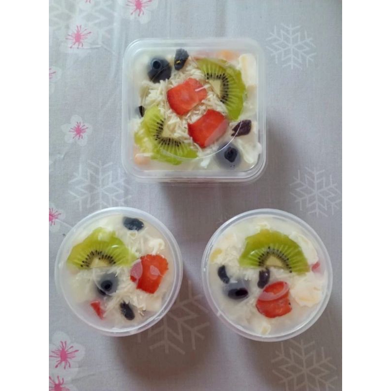 

SALAD BUAH segar by firamia