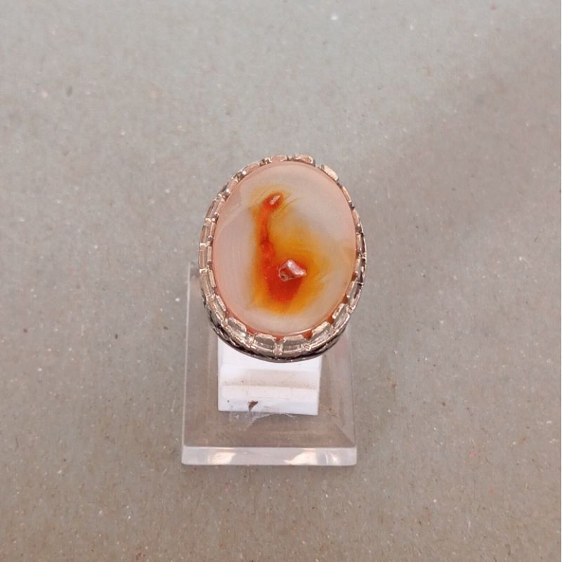 Cincin Batu Combobg Sarutomo