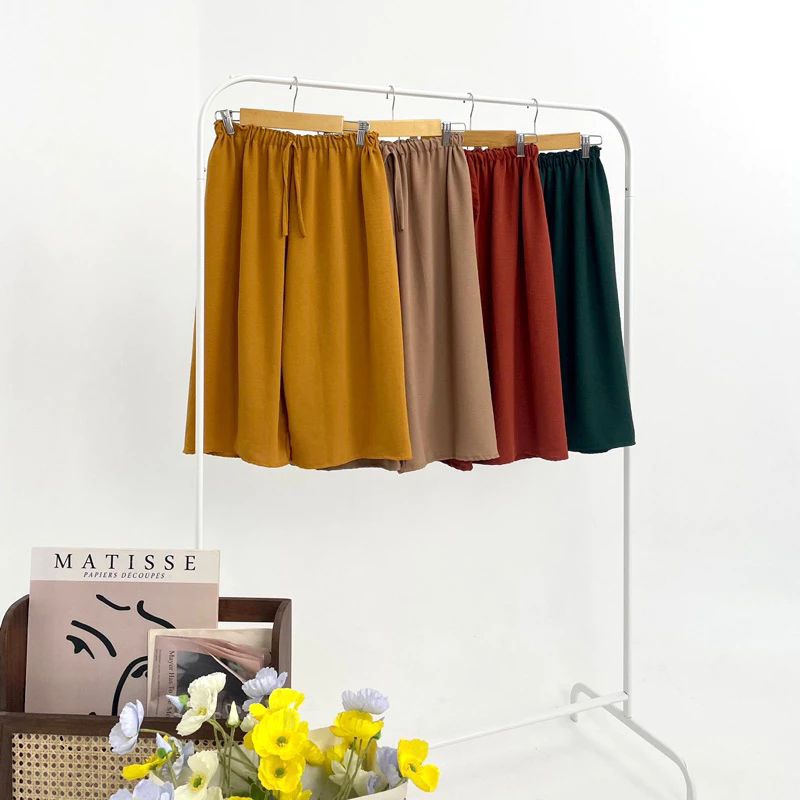 Celana Pendek Jumbo 7/8 - Celana Pendek Wanita