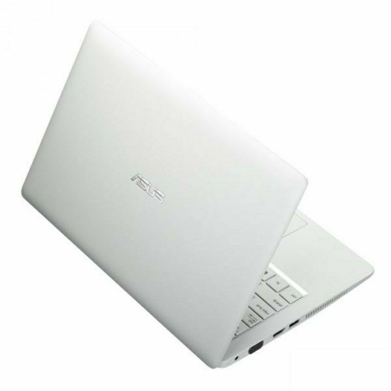 Laptop Murah Notebook ASUS X200 Second