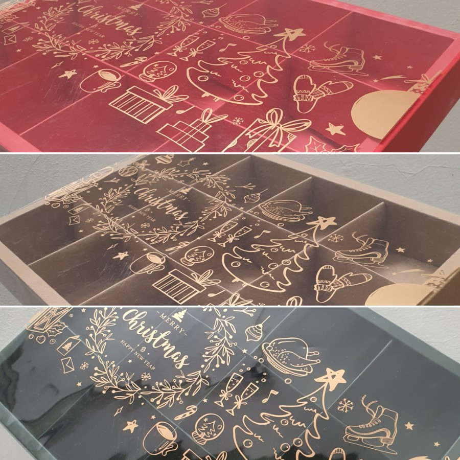 

(5 pcs ) dus mika natal sekat 12 size 7,3x7,3x4,5 cm varian warna