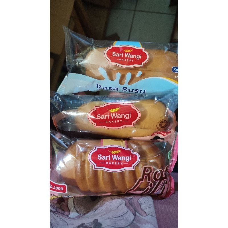 

ROTI SARI WANGI BAKERY/ SELAI COKLAT / SELAI SUSU / JAJANAN PASAR / KUE BASAH