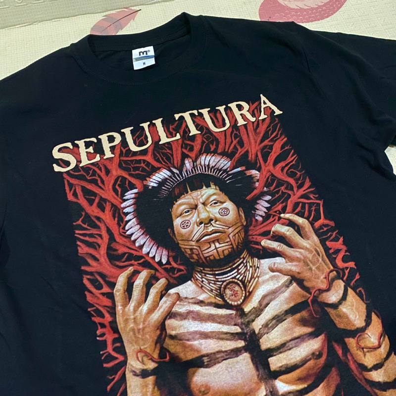 T-shirt sepultura