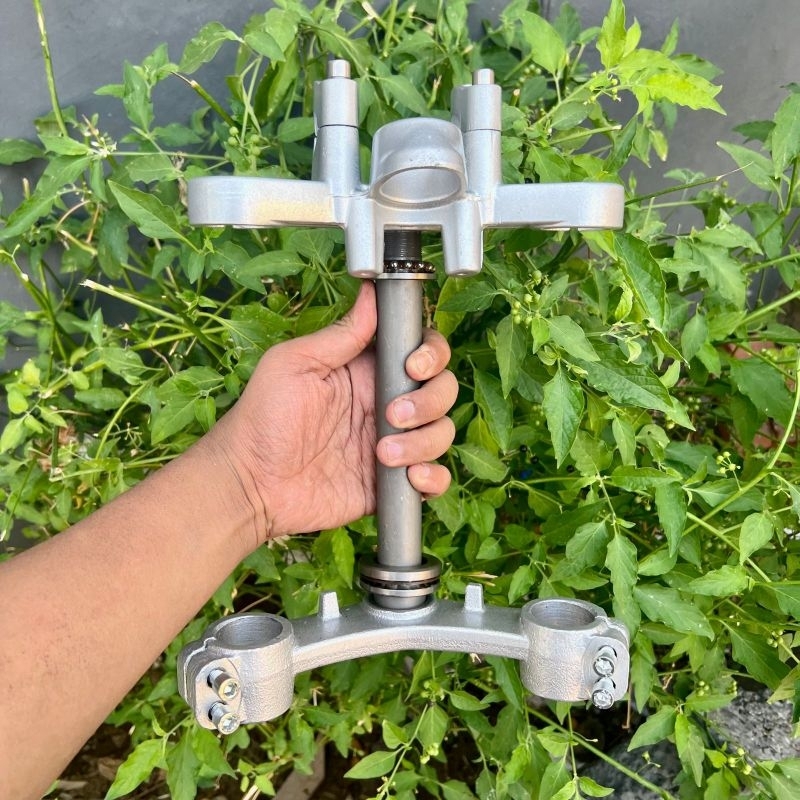 Segitiga T Atas Bawah Ninja RR SS R old Original import Pnp Honda CB , GL , MP , TIGER shock kyb gor