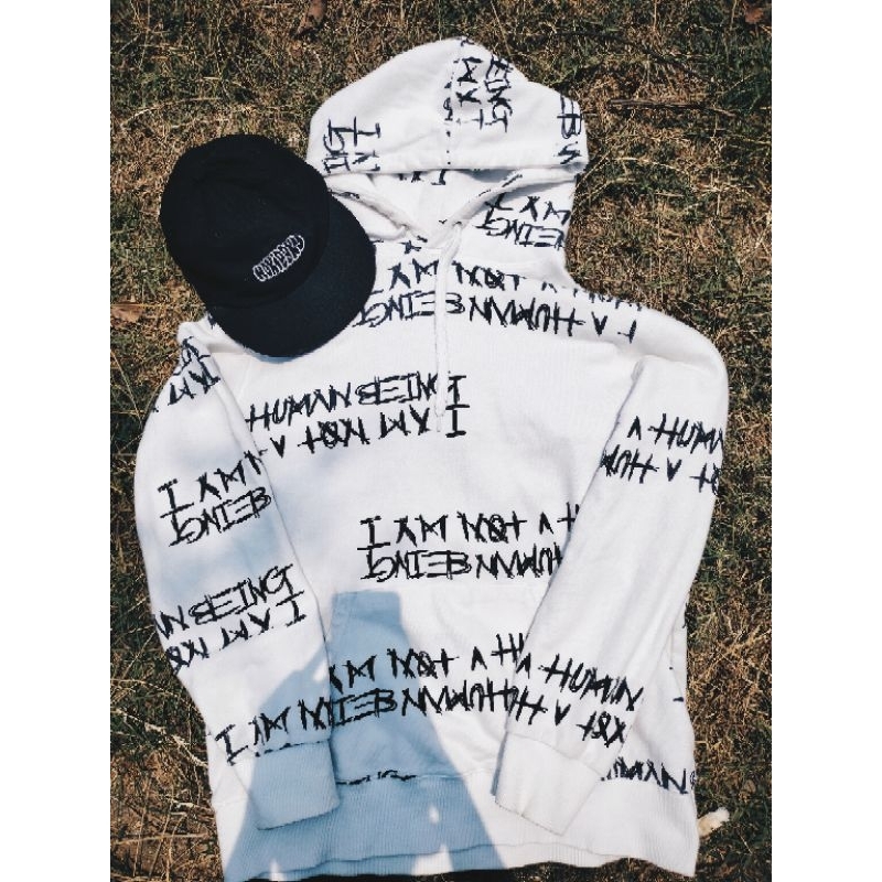 hodie im not human being