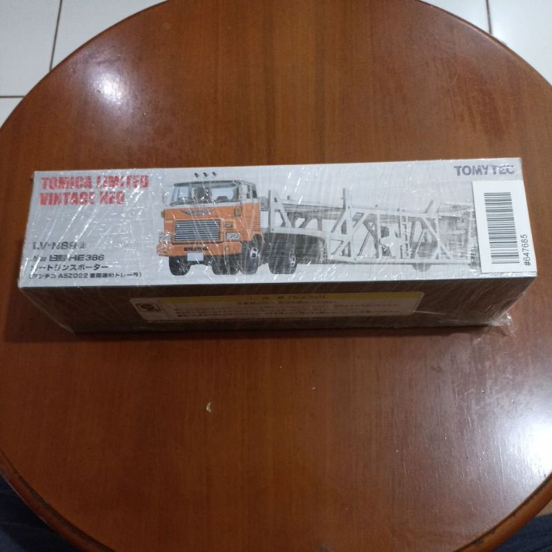 Tomica Limited Vintage Neo Hino HE366