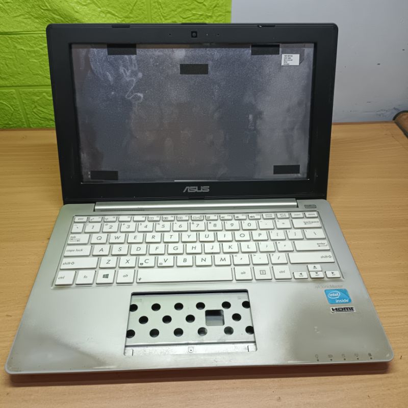 Cassing Casing kesing Original Case Laptop Asus X201e