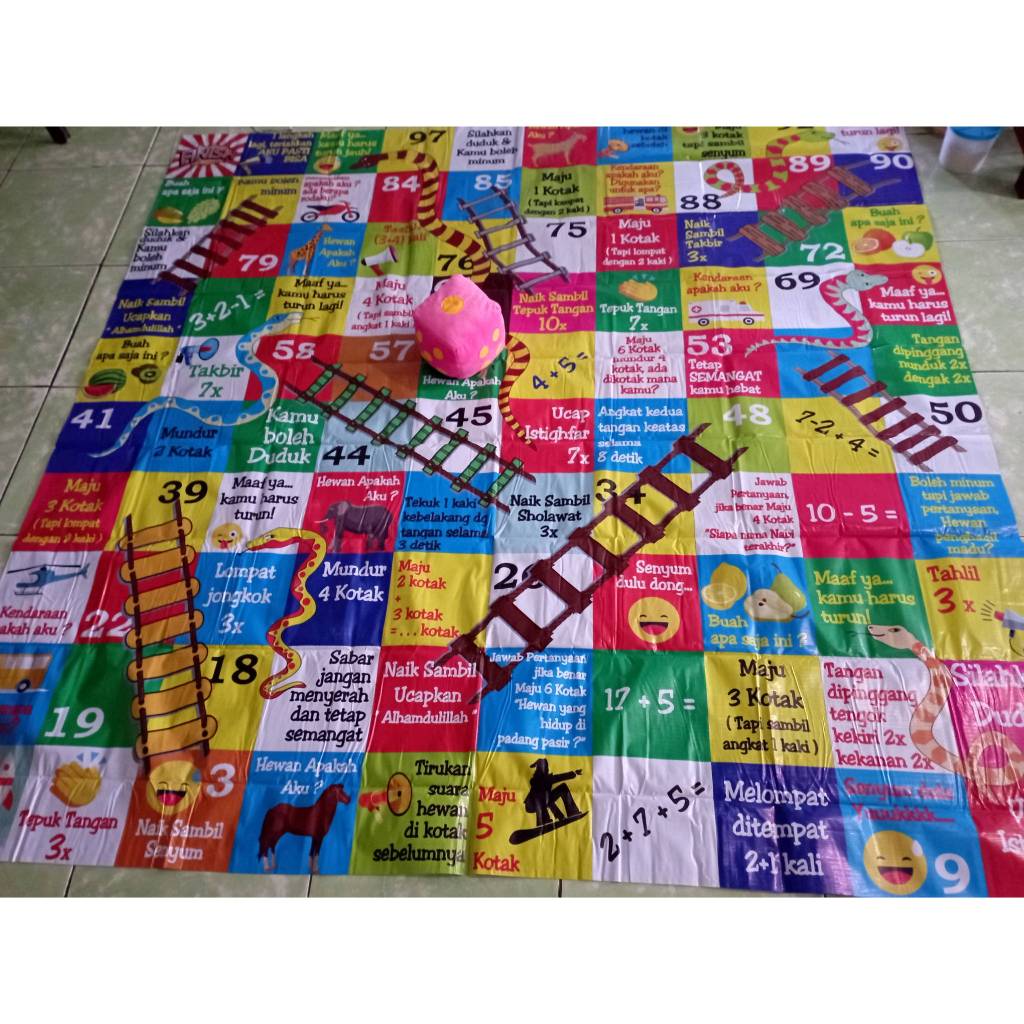 Mainan Anak Edukatif Ular Tangga Karpet Jumbo Dadu Bantal Besar