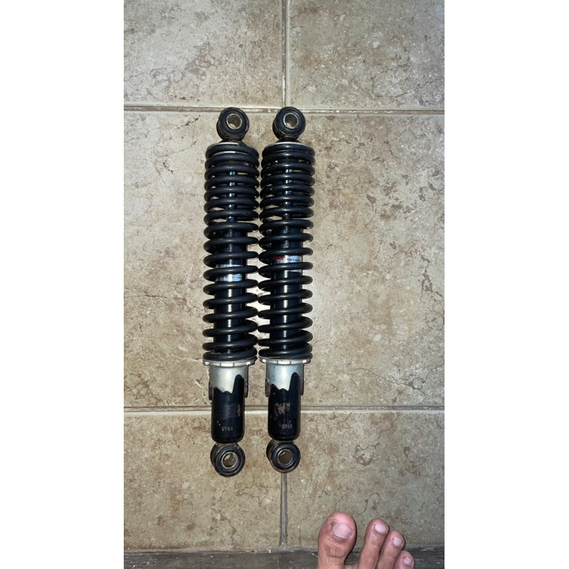 Shockbreaker KYB Heavy Duty Kayaba skok shock sok