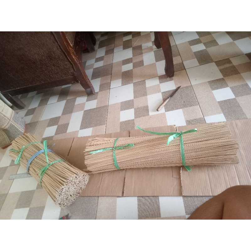 ruji bitingan buat layangan sukhoi