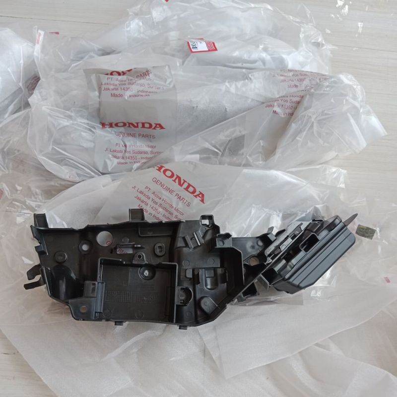 Box aki crf 150 L