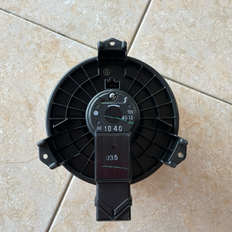 Motor blower Innova depan / Freed / Fortuner Denso