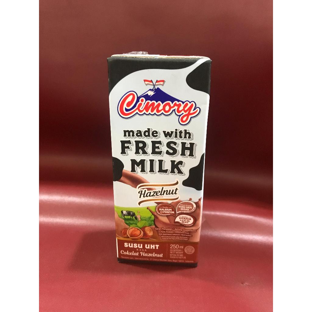 

Cimory UHT Milk Hazelnut 250ml - Minuman Susu Rasa Kacang Hazelnut