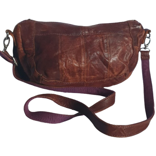 Tas Preloved wanita sling kulit asli mantul nyerap air / tas second / tas bekas / tas wanita