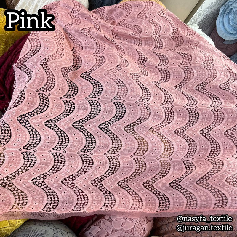 kain brokat / kain brukat / brokat semi Prada import