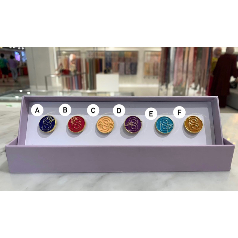 LITTLE PONY BROOCH BUTTONSCARVES sisa E