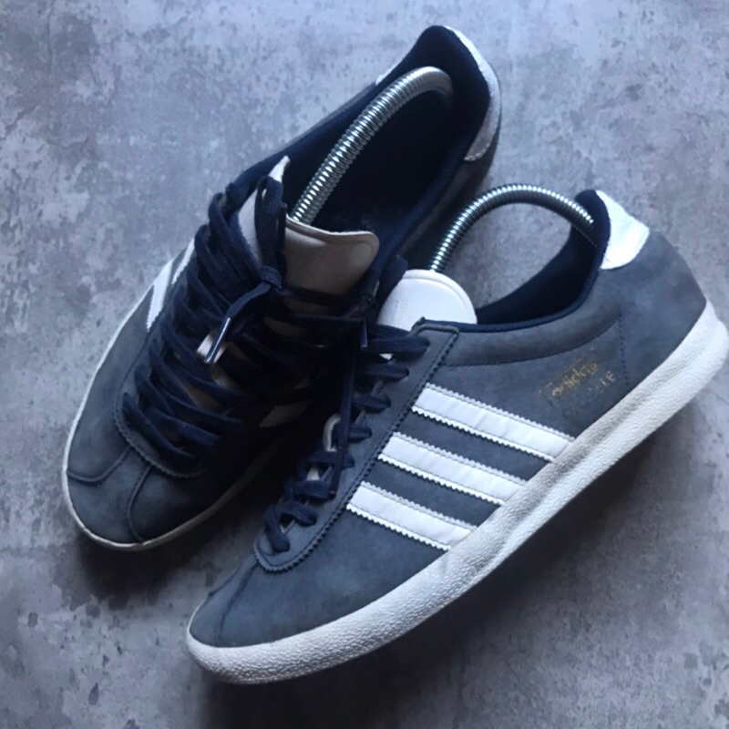 adidas gazelle og navy