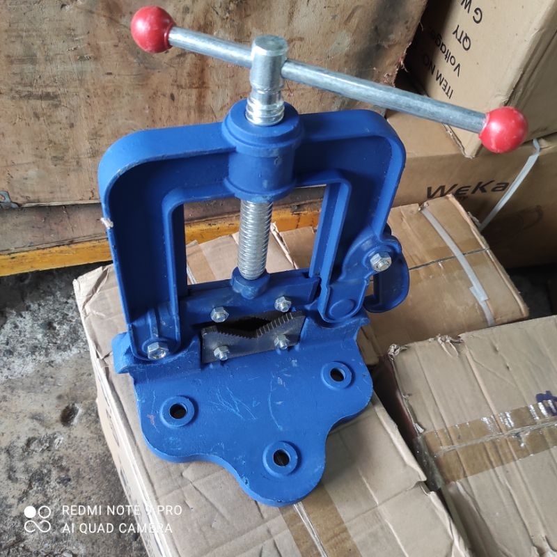 Catok pipa 2 inch Pipe Vise alat penjepit pipa