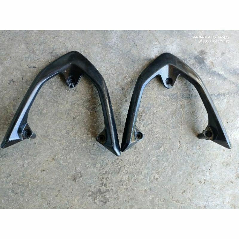 Behel bagasi jok belakang motor Honda Vario 125 old / Original copotan