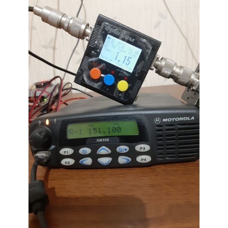RADIO RIG MOTOROLA  GM338 VHF VERSI 25 WATT NORMAL
