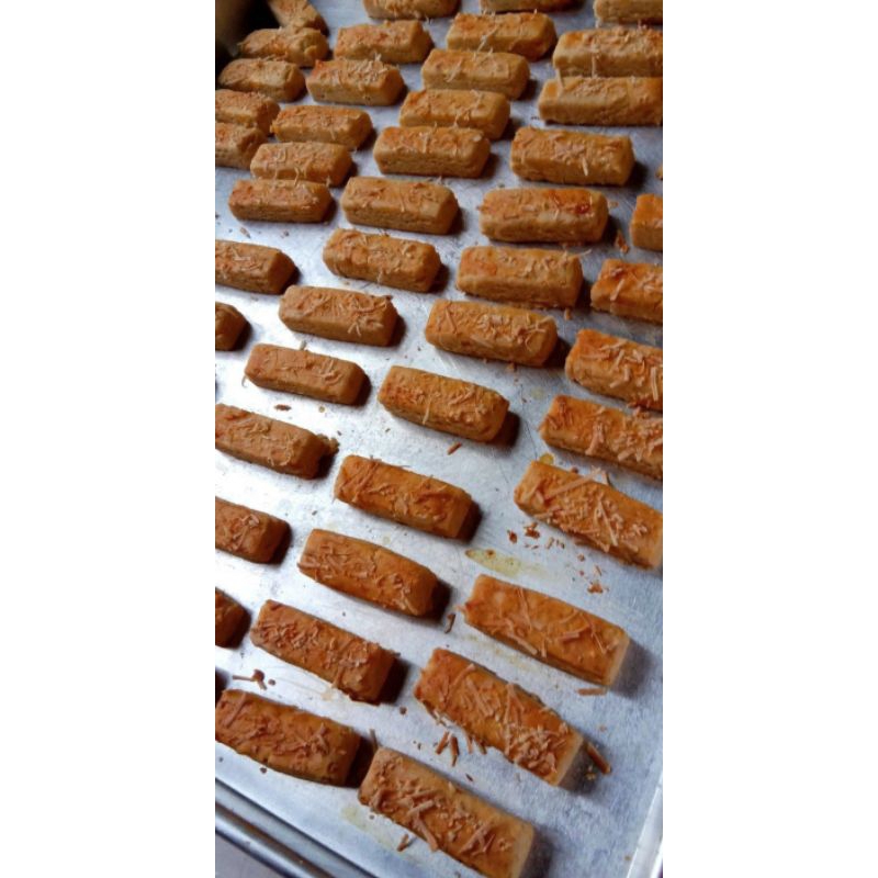 

KUE LEBARAN KUE KEJU