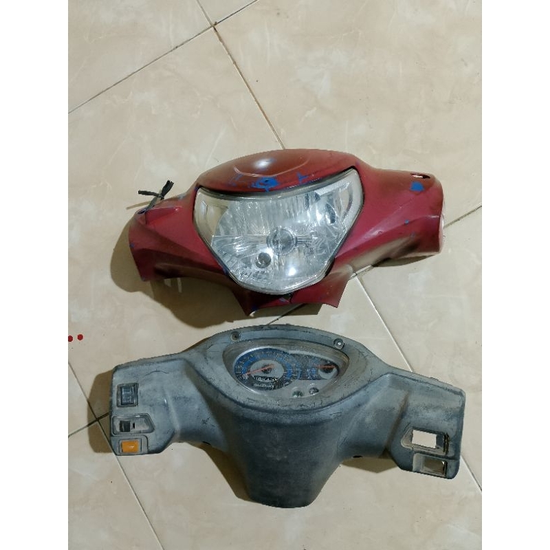 Batok lampu set Suzuki spin 125 original