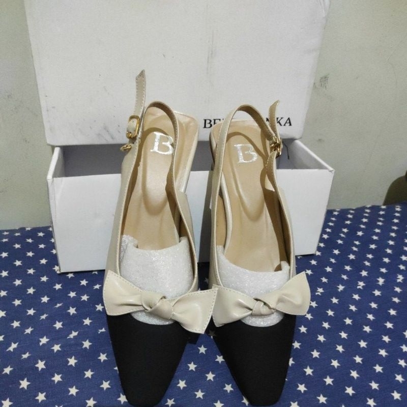 sepatu wanita berrybenka