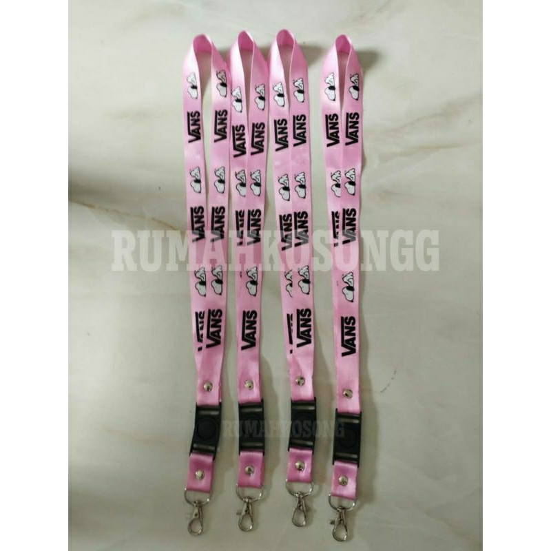 

LANYARD VANS X SNOOPY TALI LANYARD ART / GANTUNGAN HANDPHONE PODS NAME TAG KARTU NAMA ID CARD / LANYARD POLOS / LANYARD PINK