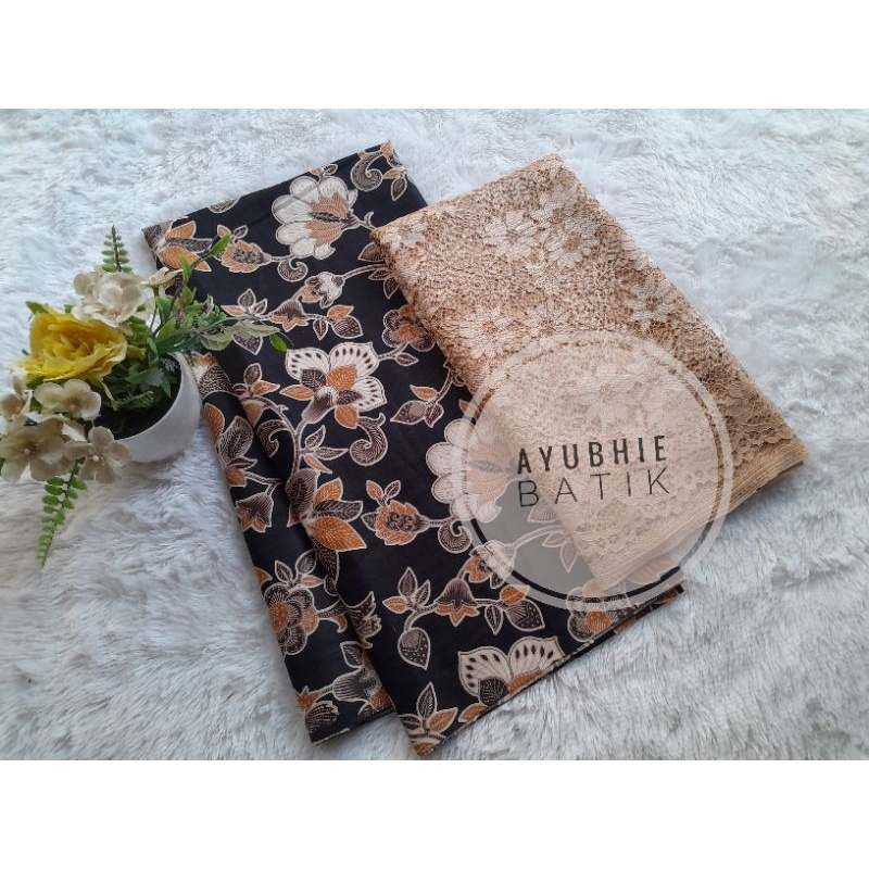 Kain batik kebaya jarik couple mix brokat renda ori hijau pupus