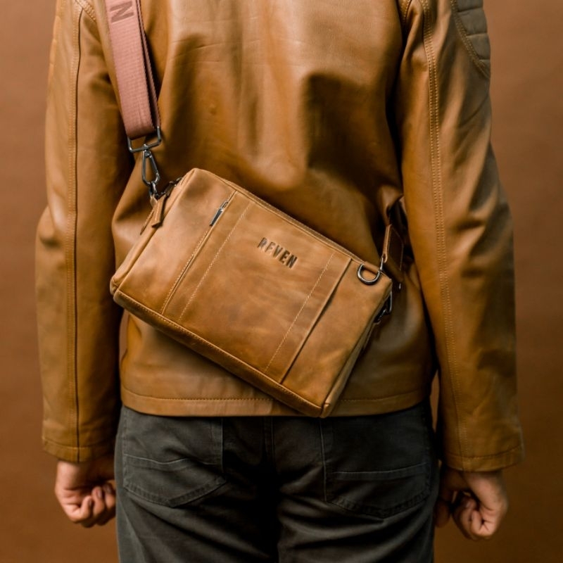 Tas Selempang Pria Kulit Asli Reven Oslo Bag