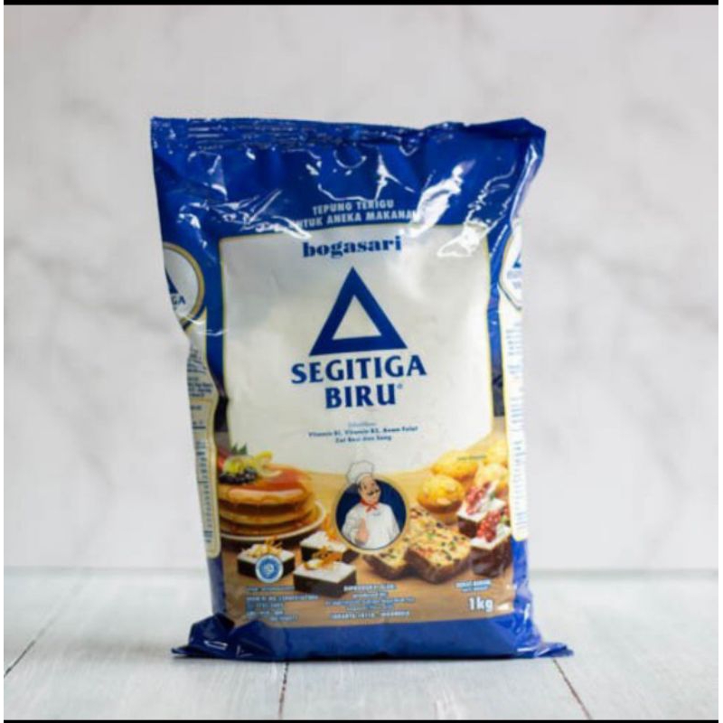 

Tepung Segitiga Biru 1kg