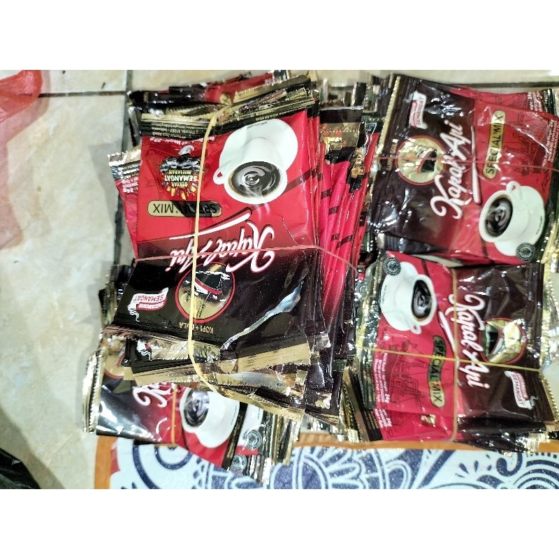 

Bungkus Kopi Kapal Api