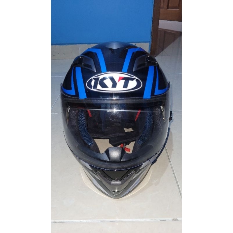 KYT Vendetta Falcon 2 Carbon Blue + Spoiler Pista (NEGO)