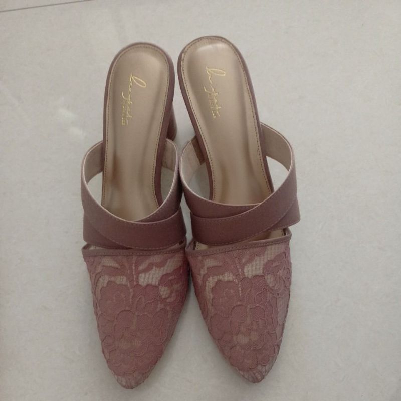 Langkah by lina lee preloved