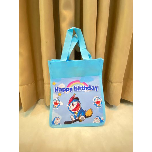 

Tas Ulang Tahun Custom Ukuran