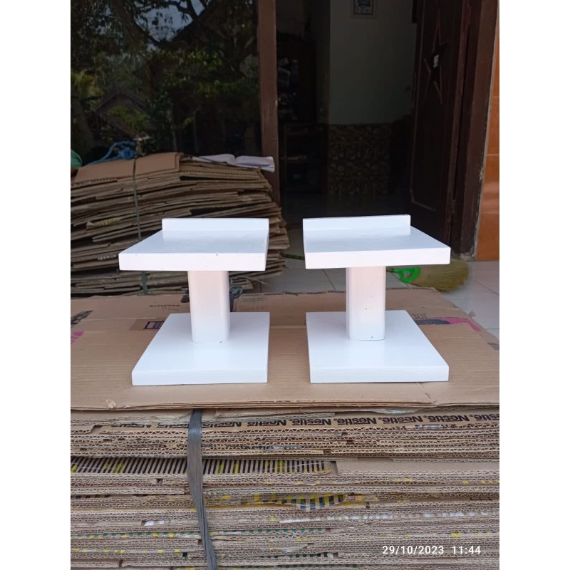 Stand Speaker Duduk Speaker kaki Satu