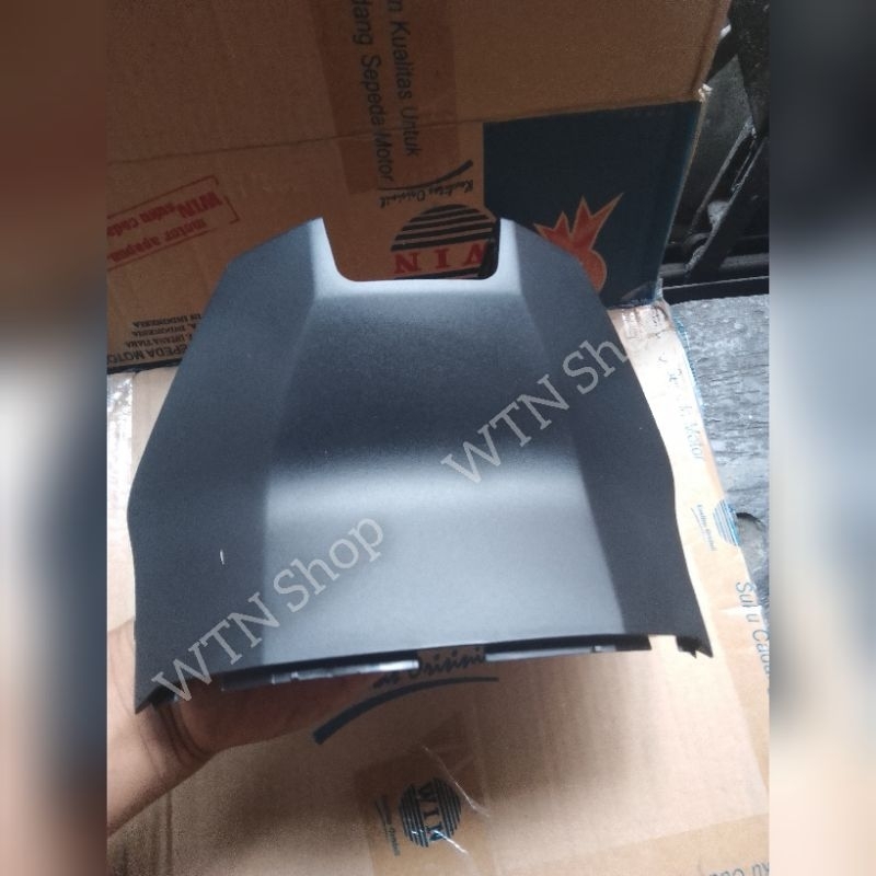 cover tangki bawah jok vario 160 cover mesin vario 160