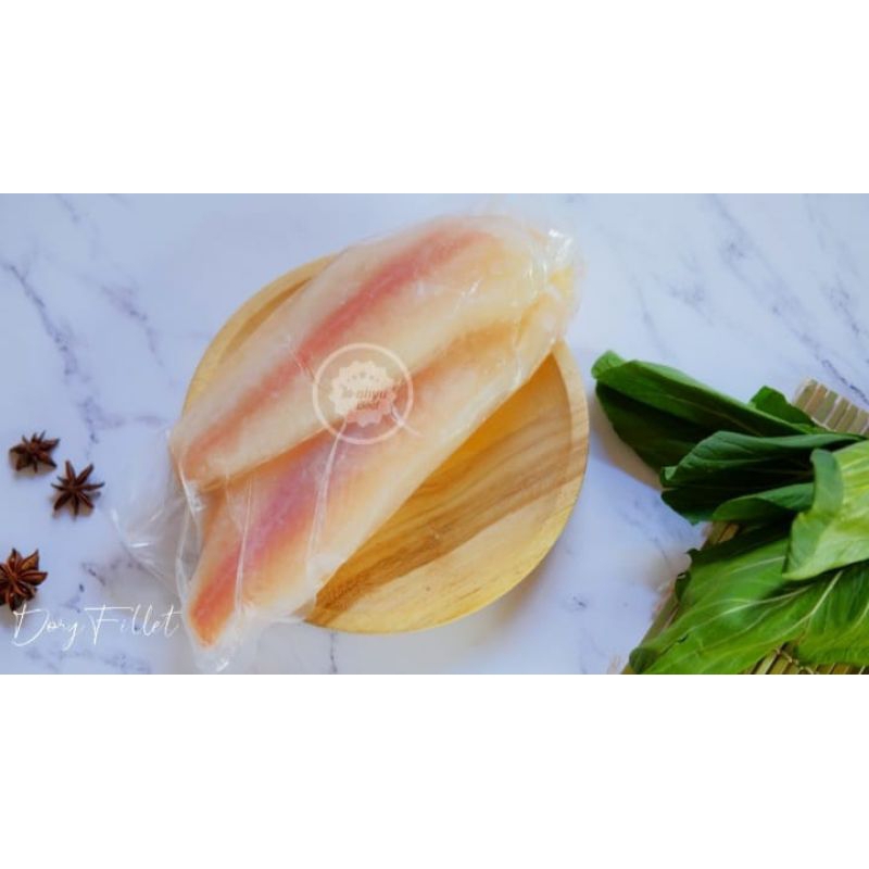 

FILLET DORY DAN FILLET SALMON WAHYUBEEF