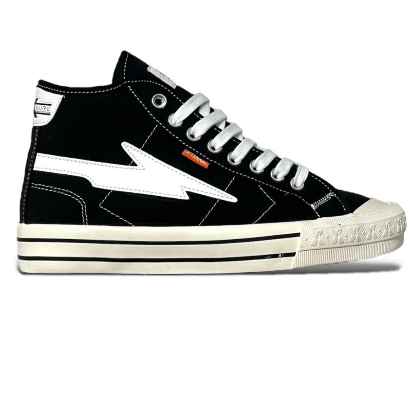 XTERNAL MITTERNS STORM BLACK WHITE HIGH