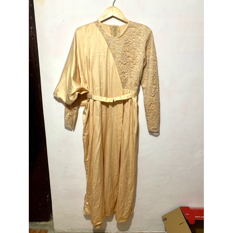 PRELOVED DRESS BROKAT BRIDESMAID HIJAB