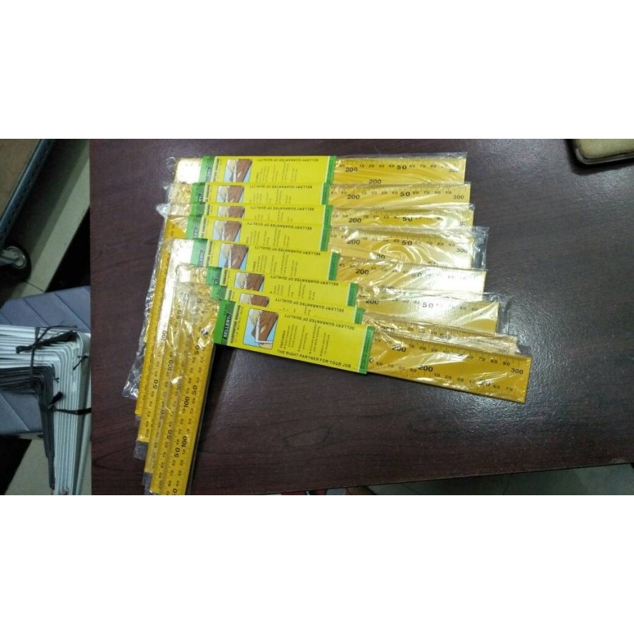 

Penggaris siku tukang 12" x 8" 30cm 54-900 SELLERY / 24" x 16" 60cm 54-910 / Murah 30 cm