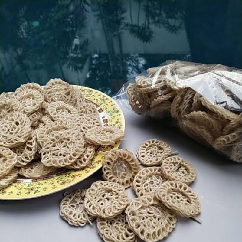 

krecek krupuk uyel mawar besar putih