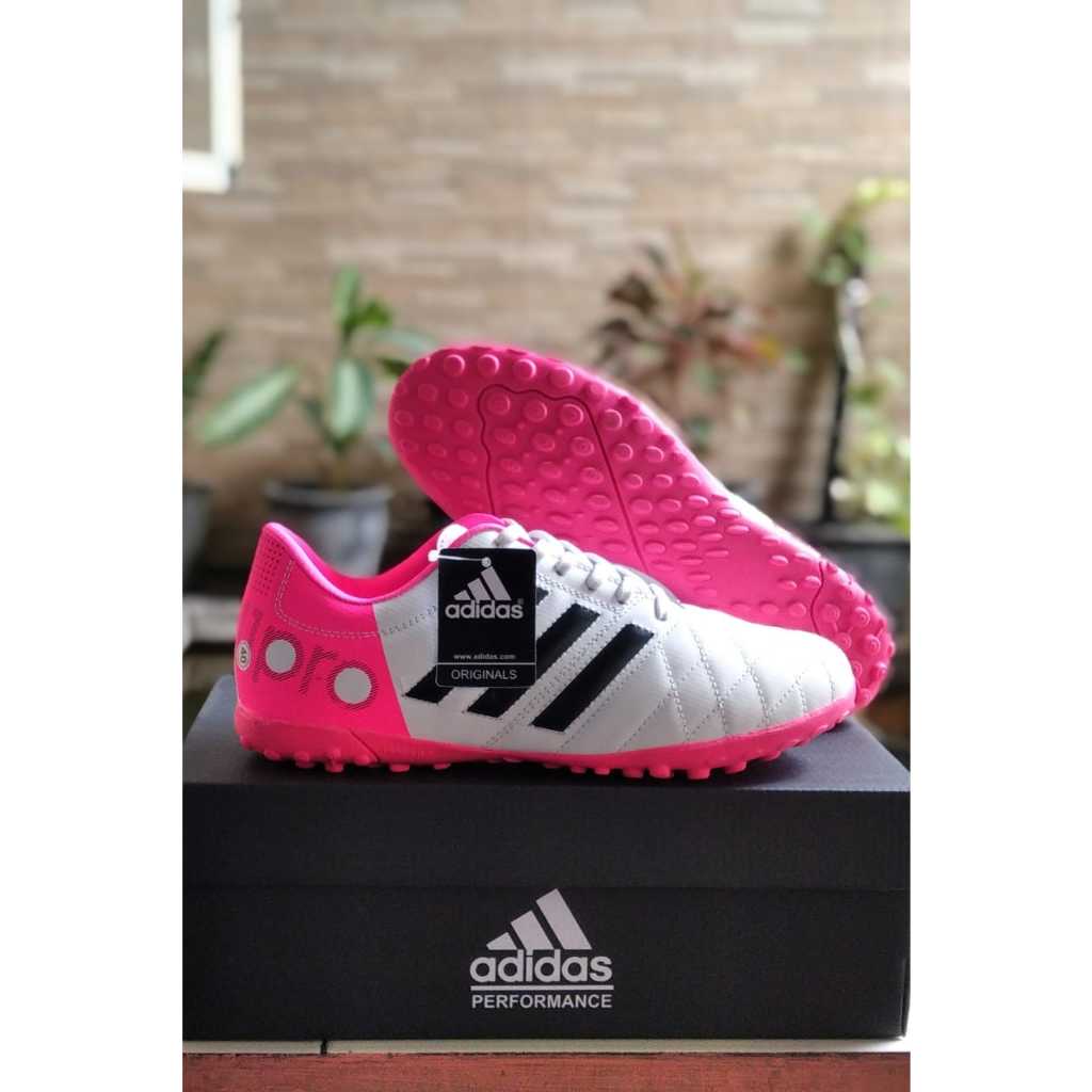 sepatu futsal adidas 11 pro