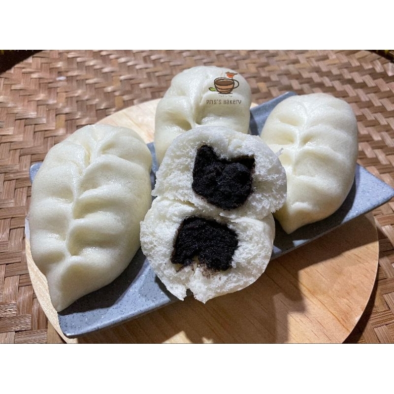 

BAKPAO FROZEN - BAKPAO TAUSA PANDAN/HITAM - PRIS'S BAKERY