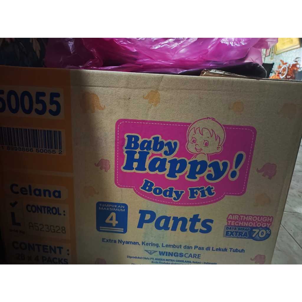 pampers bayi Baby Happy Pants L28 Kartonan