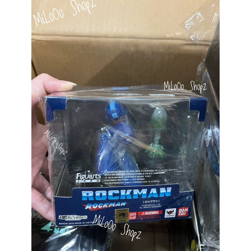 FIGUARTS ZERO FZO ROCKMAN / MEGAMAN ORIGINAL BANDAI