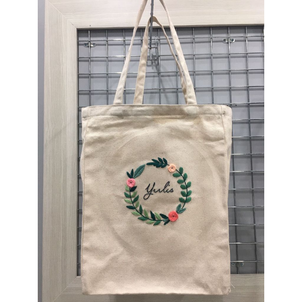 KANVAS TOTE BAG DENGAN EMBROIDERY / SULAMAN (CUSTOM NAMA)