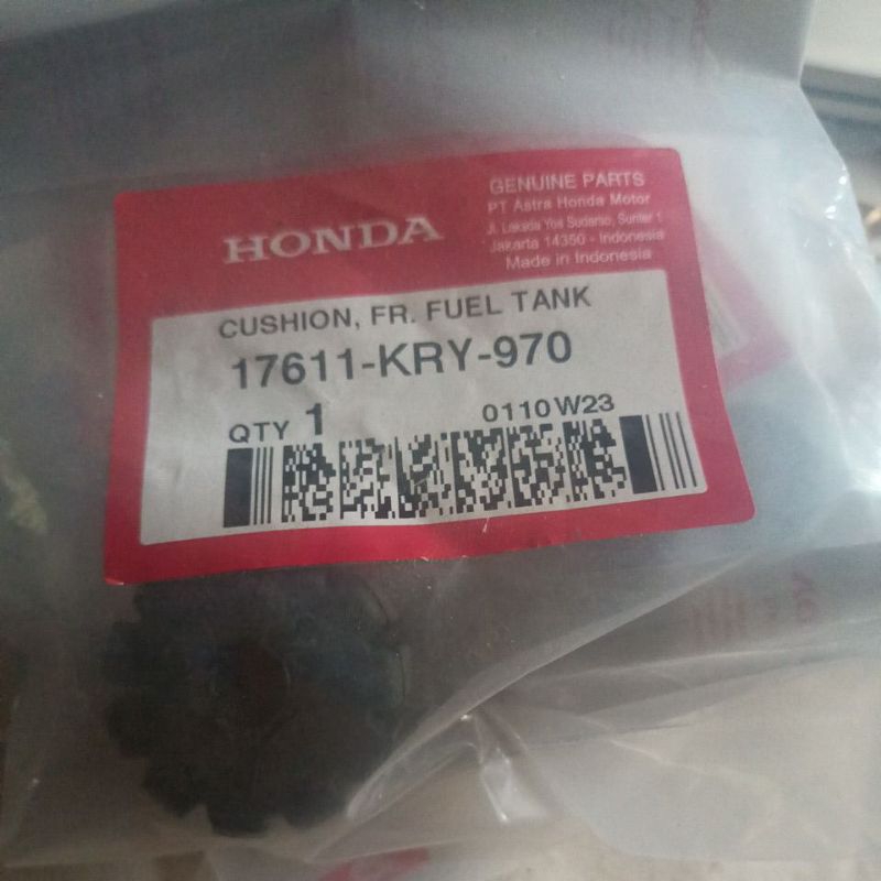 17611KRY970 Karet Dudukan Tangki Samping Honda Megapro Mono