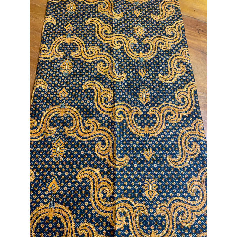 Jarik Motif Truntum Kuncoro Sogan Solo