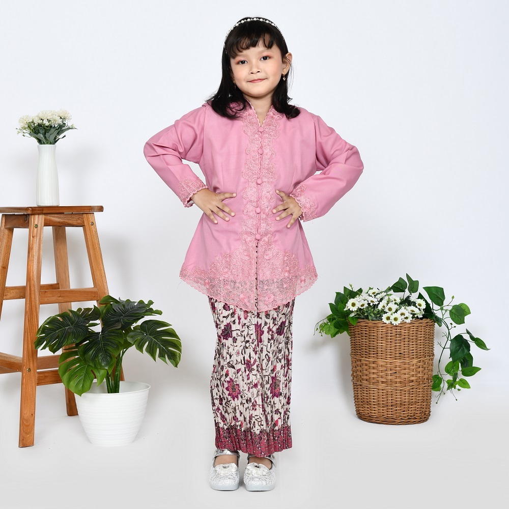 Setelan Kebaya encim/kebaya anak sekolah/kebaya encim anak sd/Kebaya sekolah/Kebaya sekolah anak sd